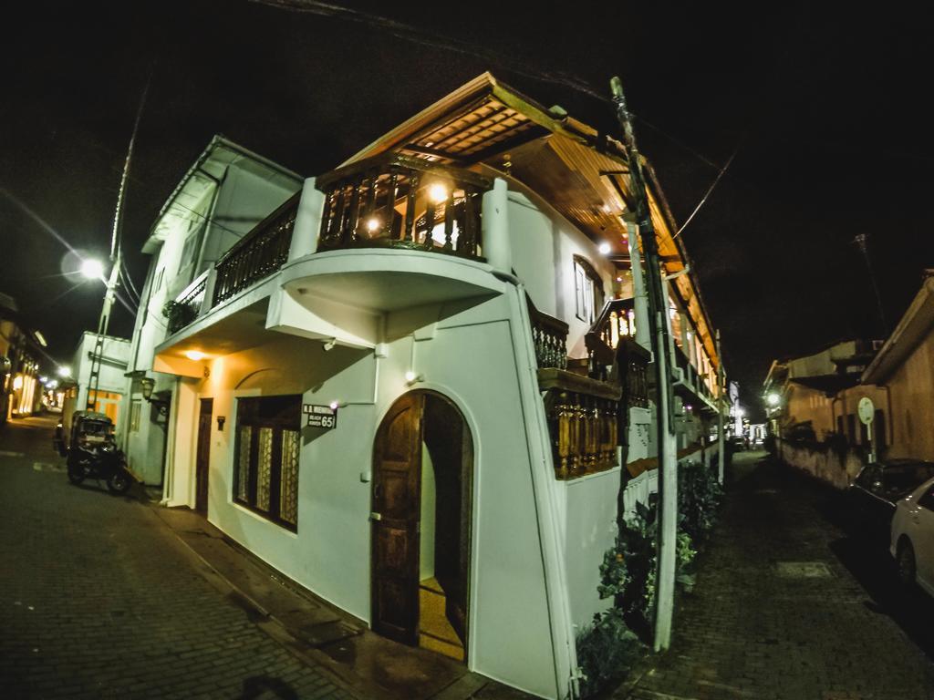 Wijenayake'S - Beach Haven Guest House - Galle Fort エクステリア 写真