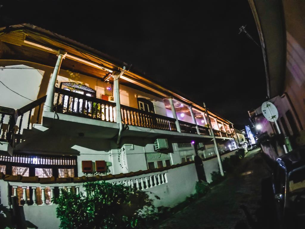 Wijenayake'S - Beach Haven Guest House - Galle Fort エクステリア 写真