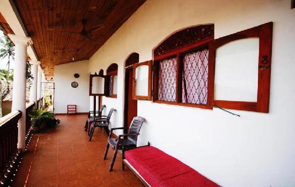 Wijenayake'S - Beach Haven Guest House - Galle Fort エクステリア 写真