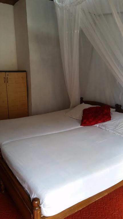 Wijenayake'S - Beach Haven Guest House - Galle Fort エクステリア 写真