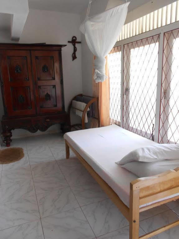 Wijenayake'S - Beach Haven Guest House - Galle Fort エクステリア 写真