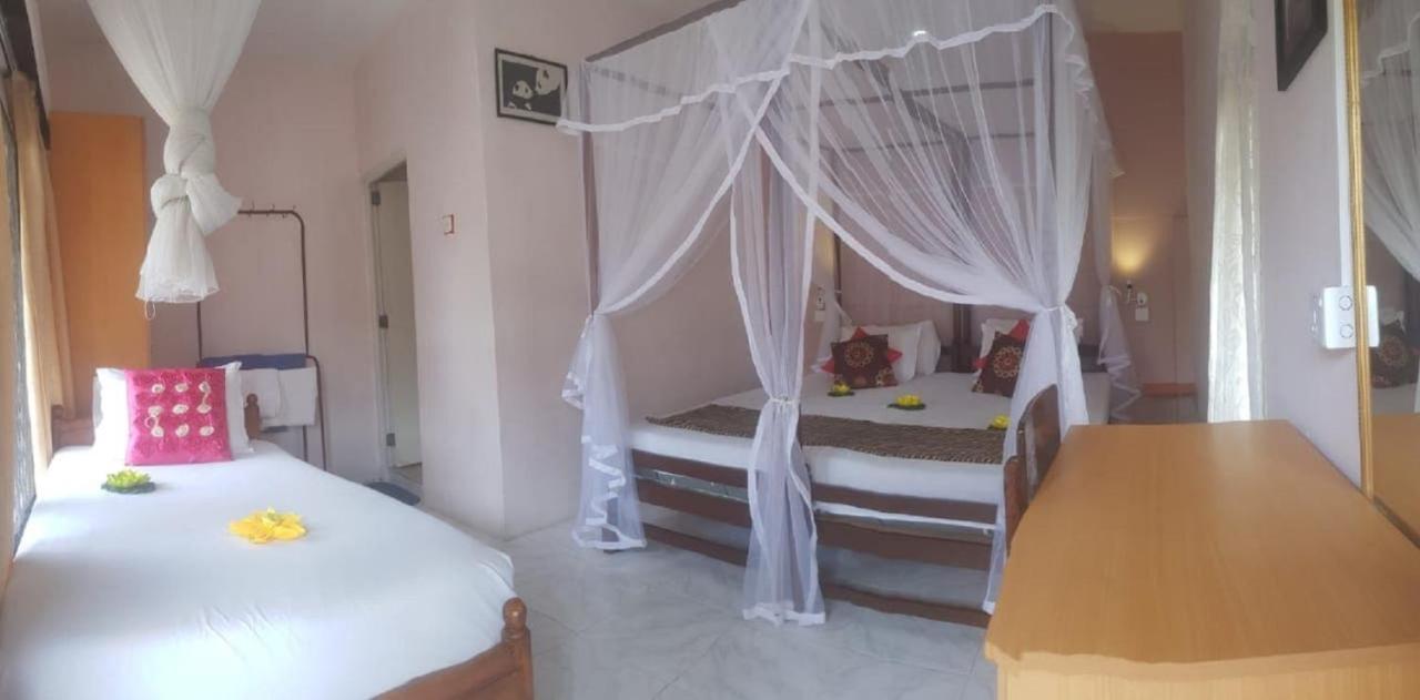 Wijenayake'S - Beach Haven Guest House - Galle Fort エクステリア 写真